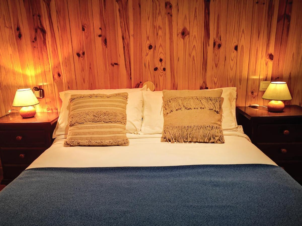Finca Pil - Casa Rural Con Piscina Guest House Riogordo ภายนอก รูปภาพ