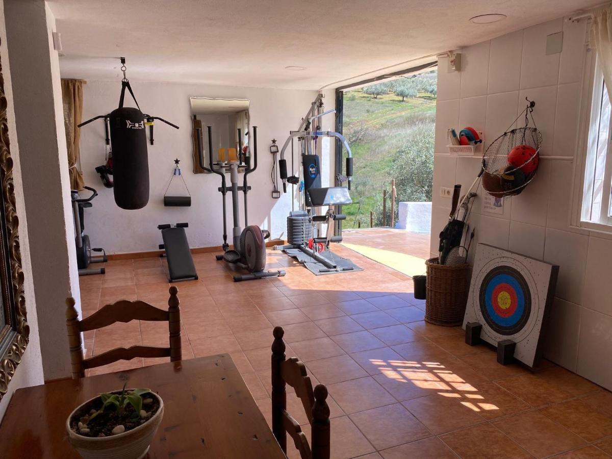 Finca Pil - Casa Rural Con Piscina Guest House Riogordo ภายนอก รูปภาพ